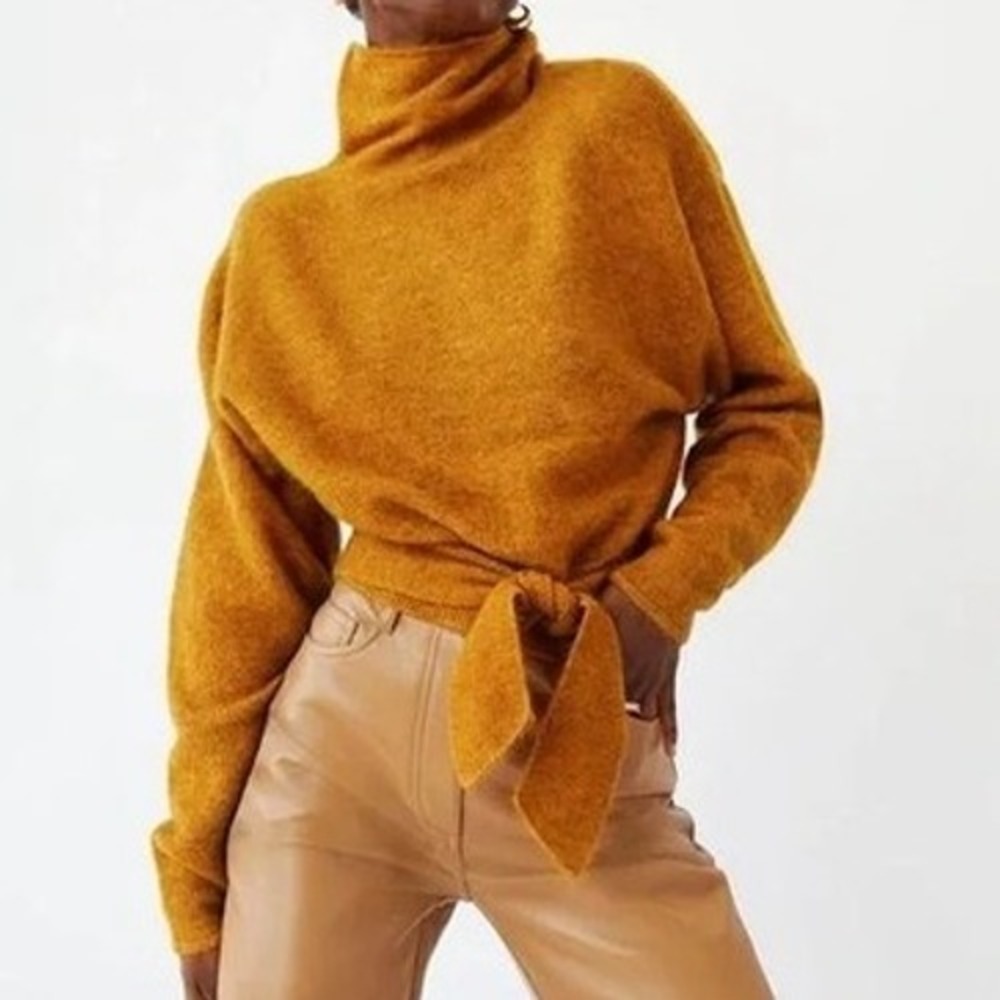 Aritzia Mustard Yellow Turtleneck Sweater